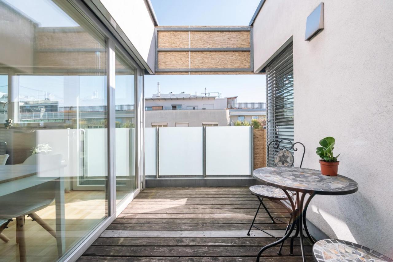 Helles, Neues Dg Apartment Mit Blick Zum Donauturm Wien Exteriör bild
