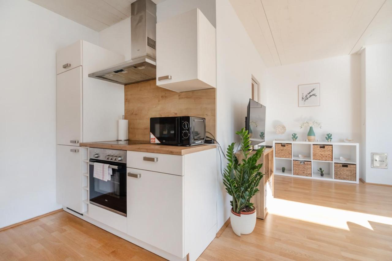 Helles, Neues Dg Apartment Mit Blick Zum Donauturm Wien Exteriör bild